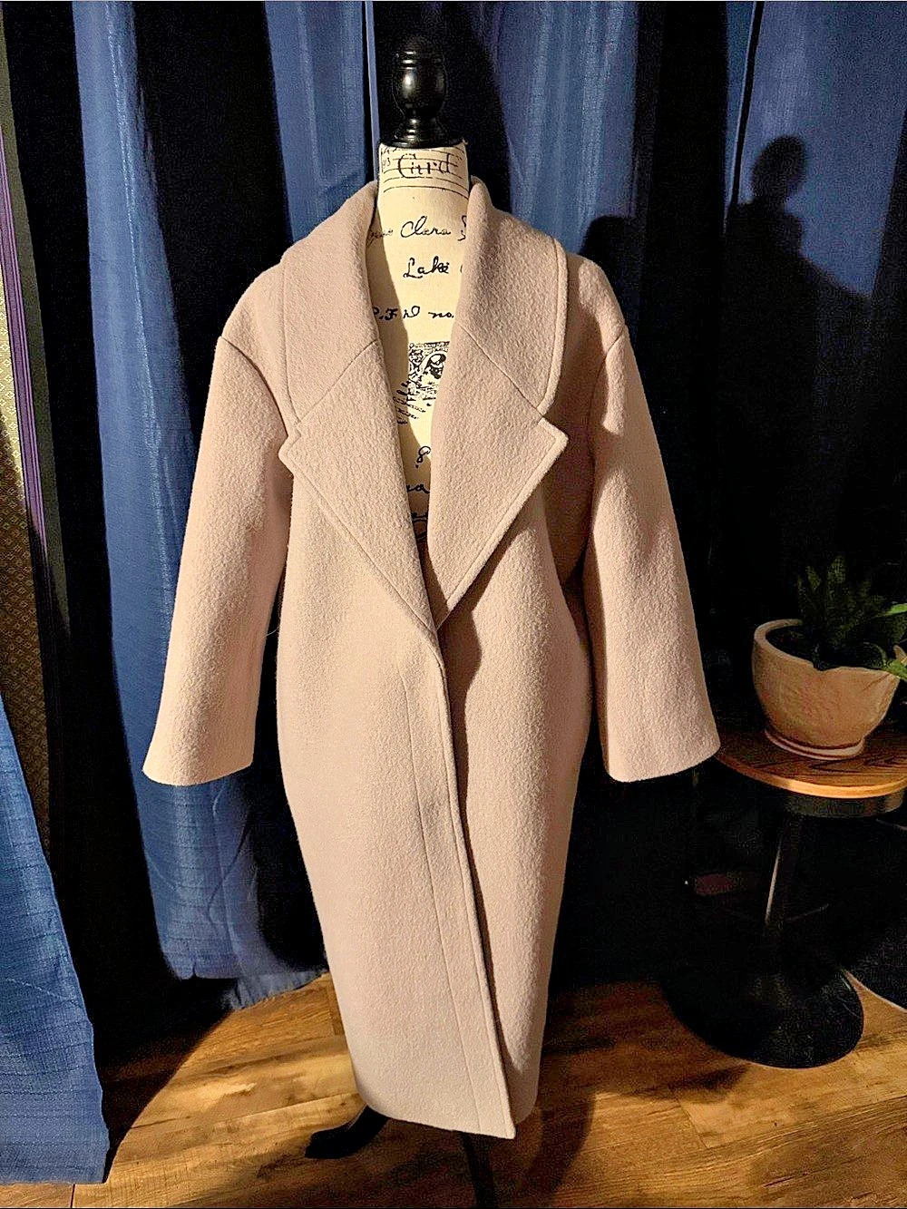 Marcella Women's Long Coat in Blush Pink Size Medium